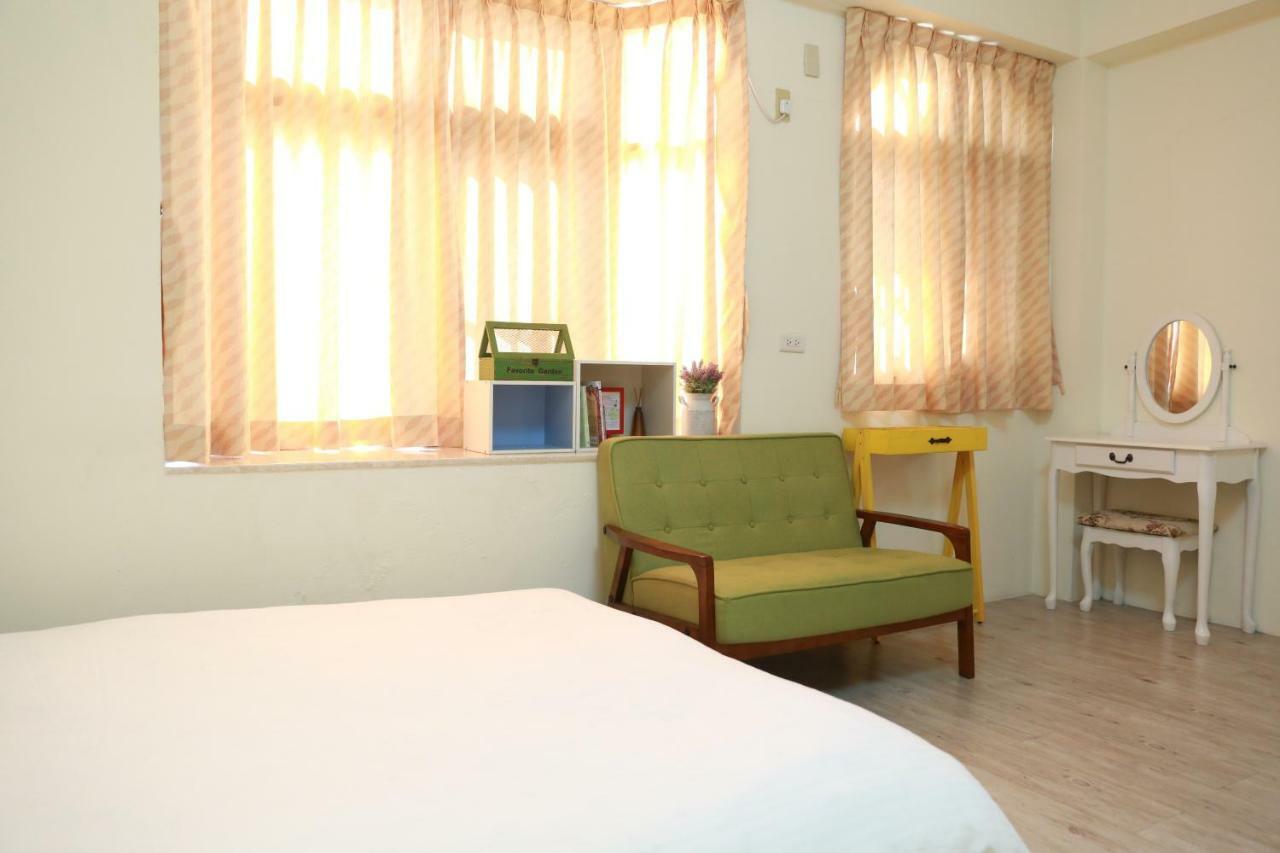 Flower Lane 650 Apartamento Tainan Exterior foto